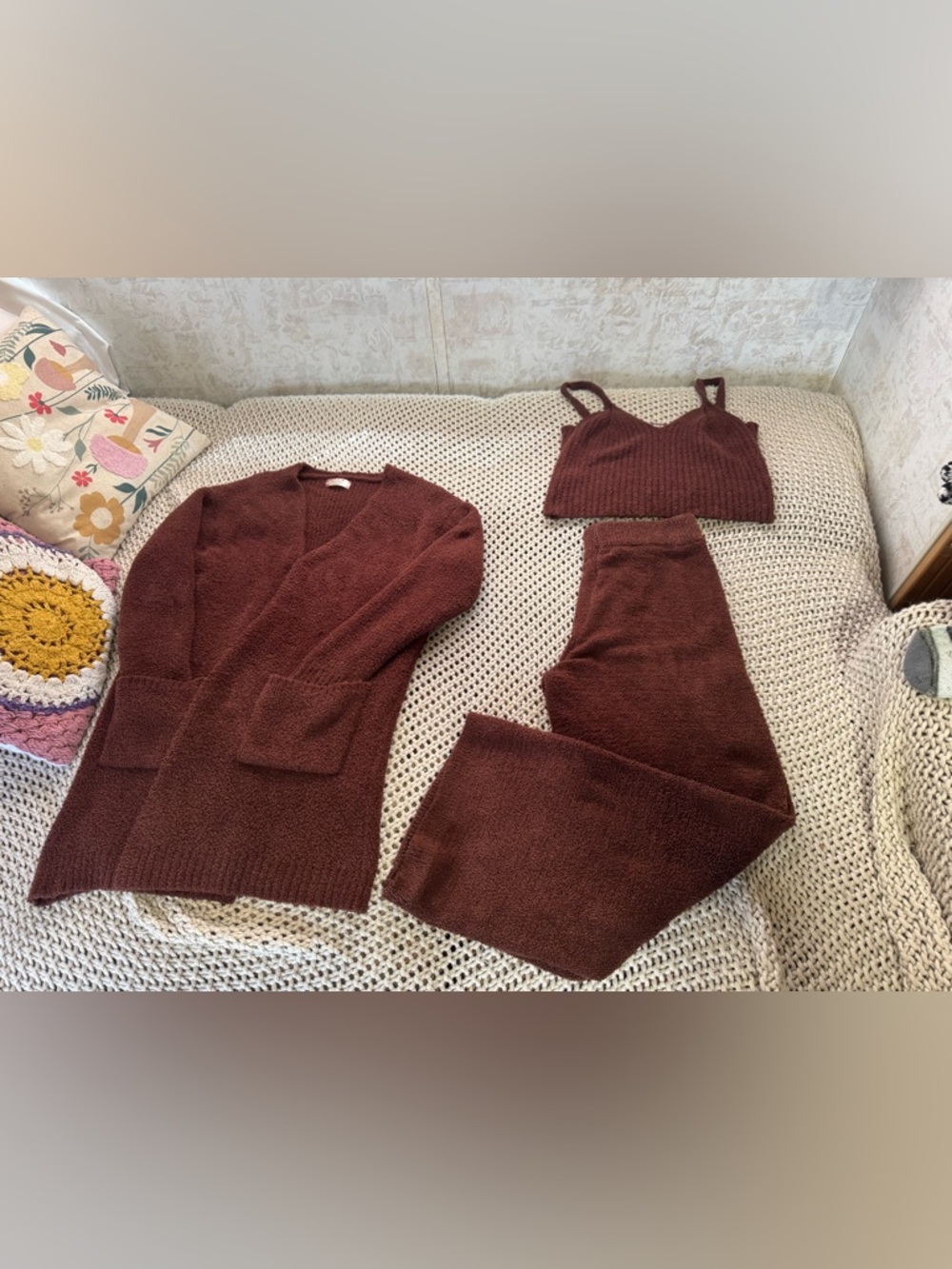 Altard state 3 piece lounge set